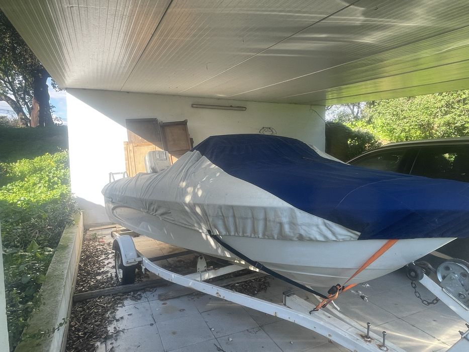 Barco / Lancha 60 cv 4 pax