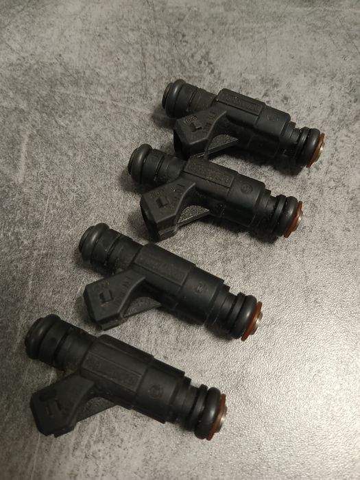 Wtryski BEX 1.8t 06A906031BA