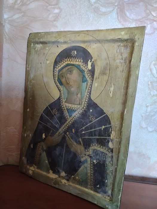 Ікони на дошці церковний сюжет.