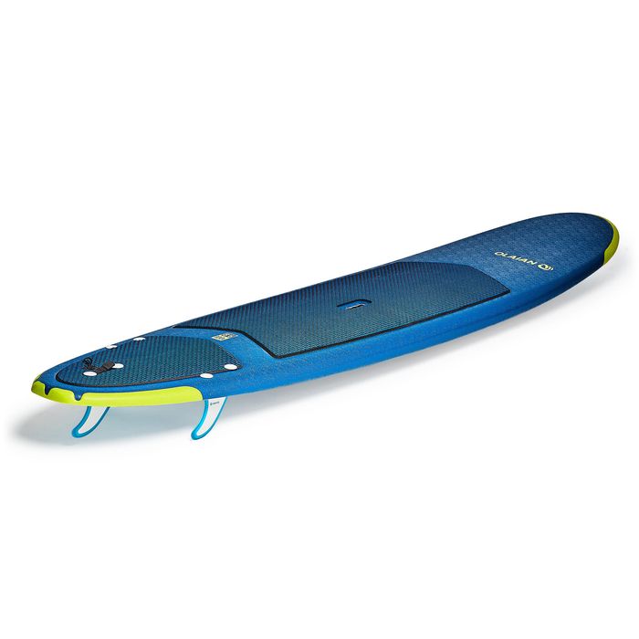 Prancha de Surf em Espuma 500 8'6'' com um leash e 3 quilhas.