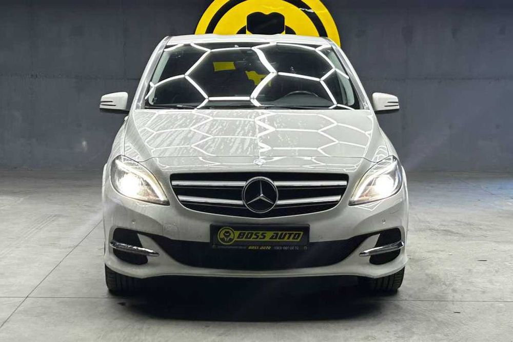 Mercedes-Benz B 250e 2016