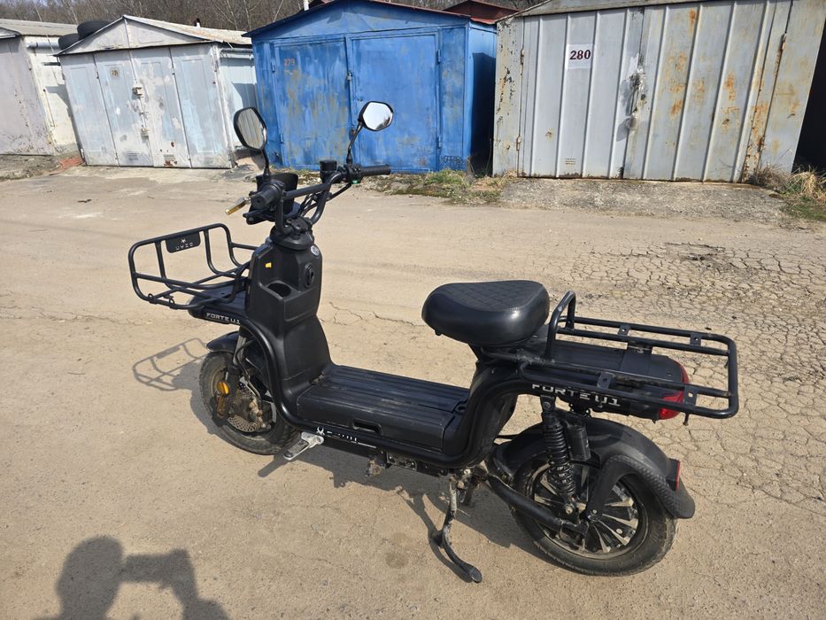 Продам Електроскутер Forte u1