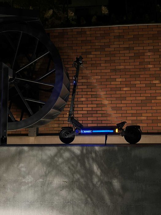 Hulajnoga elektryczna Ausom DT2 Pro. Najlepsza. Tylko 200 km przebiegu