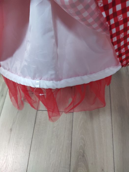 Плаття на дівчинку для свята - ярмарку на 9-10 років