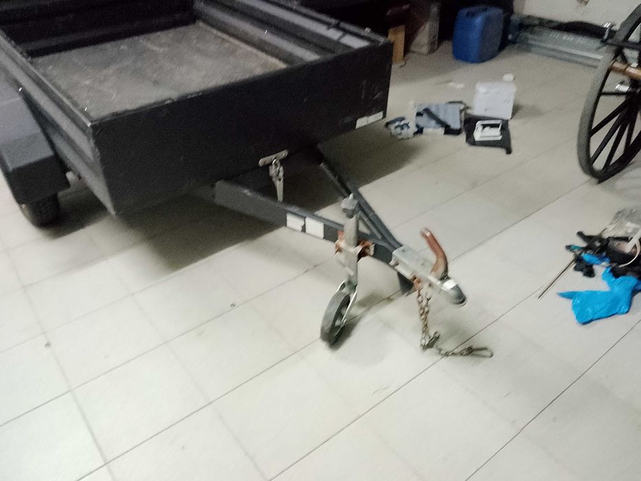 Vendo reboque excelente estado