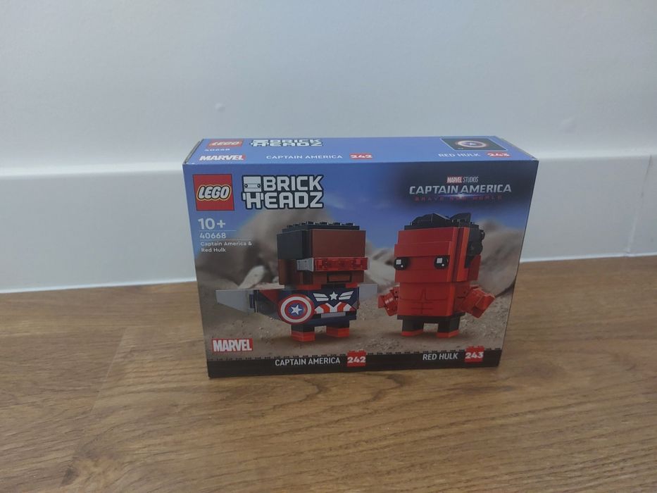 Lego 40668 Capitan America & Red Hulk