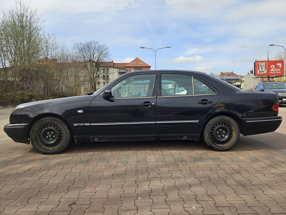 Merceces E-Klasa W210