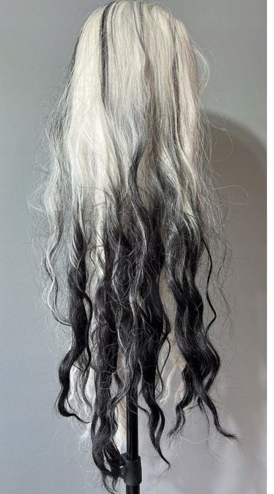 Peruka syntetyczna włosy długie czarno-białe