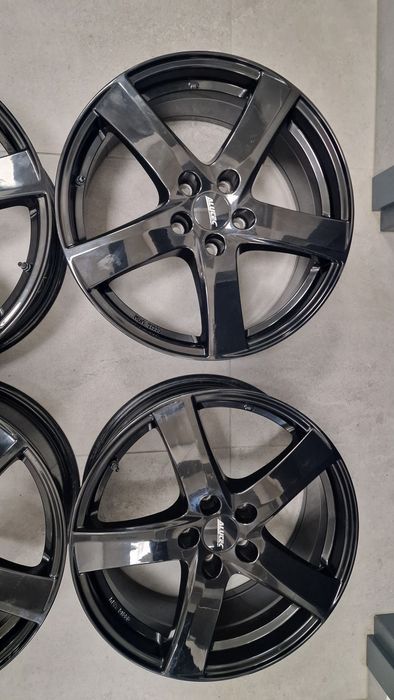 Felgi Alutec Opel Insignia 5x115 7.5J ET41 18" 4 sztuki