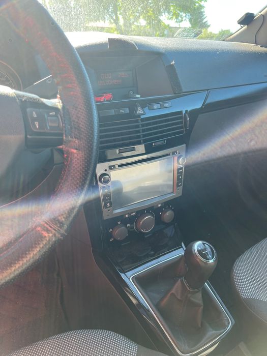 Opel Astra III GTC