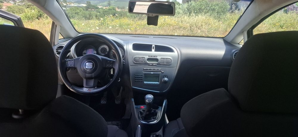 SEAT Leon — fotografia 8