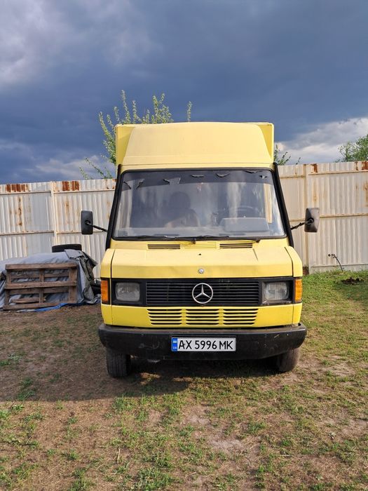 Почтовик Mercedes 308 D