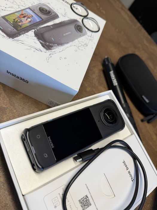 Продаж камери Insta360