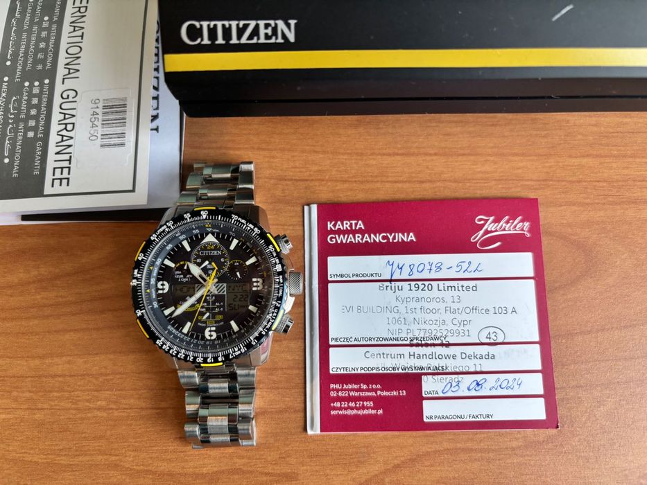 Zegarek Citizen Skyhawk. Eco drive, radicontrolled