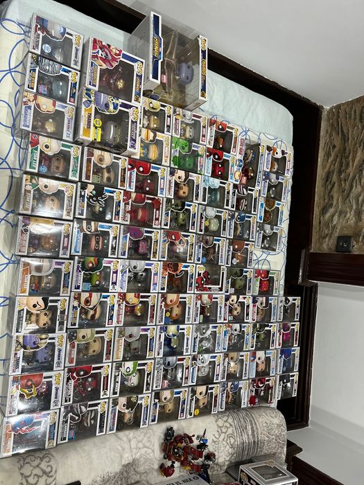 Vários Funko Pops para venda