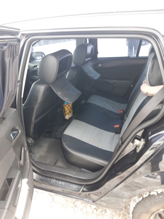 Опель Астра Н 2009