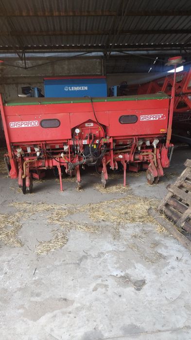 Siewnik do kukurydzy Gaspardo umowa