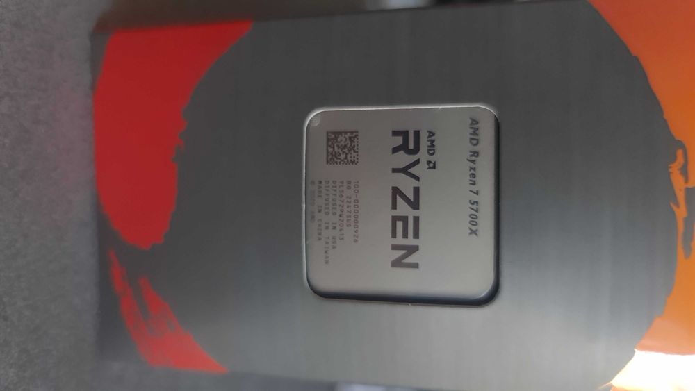 Procesor AMD Ryzen 7 5700X socket AM4 + Cooler BOX