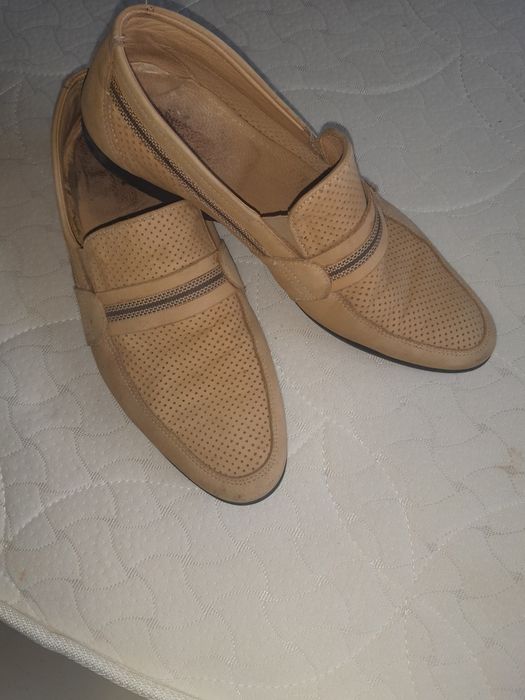 Якісні італійські літні туфлі.