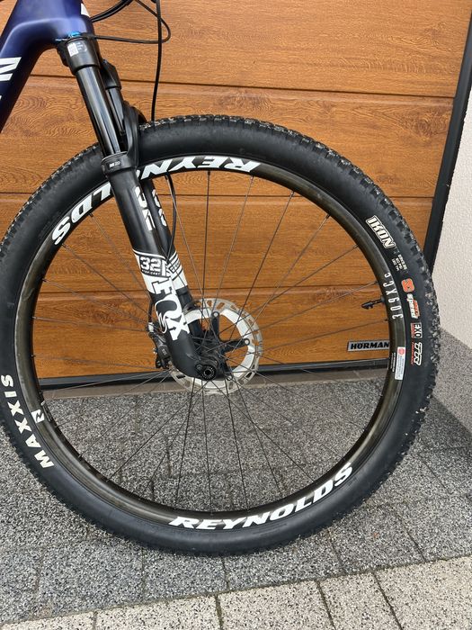 Canyon lux cf7 sl   L