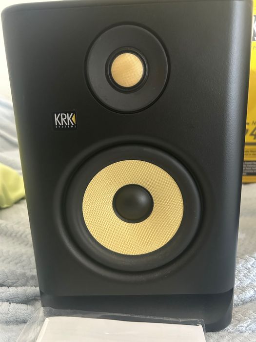 Monitores Estúdio KRK Rokit RP5 G4