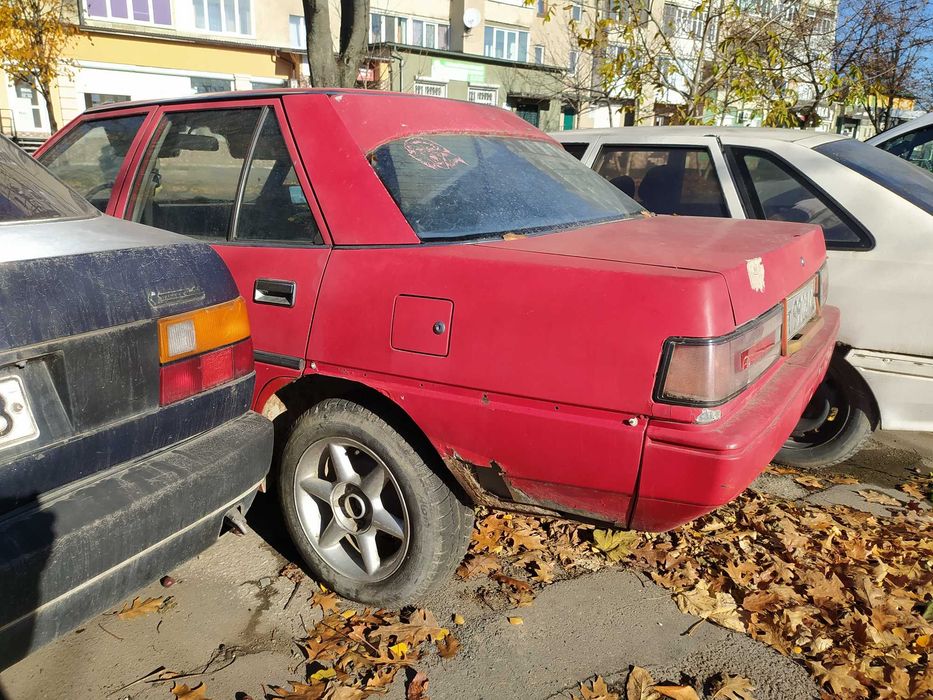 Mitsubishi Galant. (Не на ходу.)