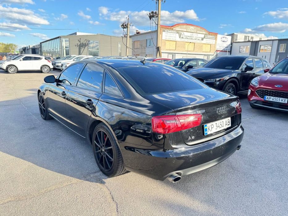 Продам автомобіль Ауді А6С7 2014 року