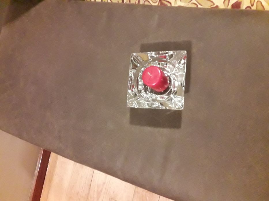 Castiçal de velas em Cristal. Tem três medidas