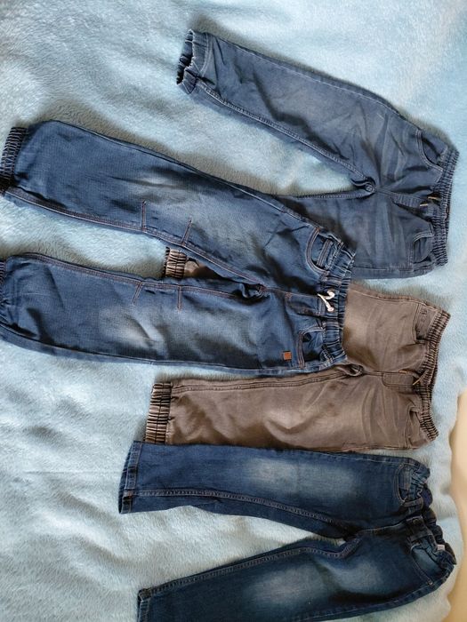 Spodnie chłopięce rozm 128