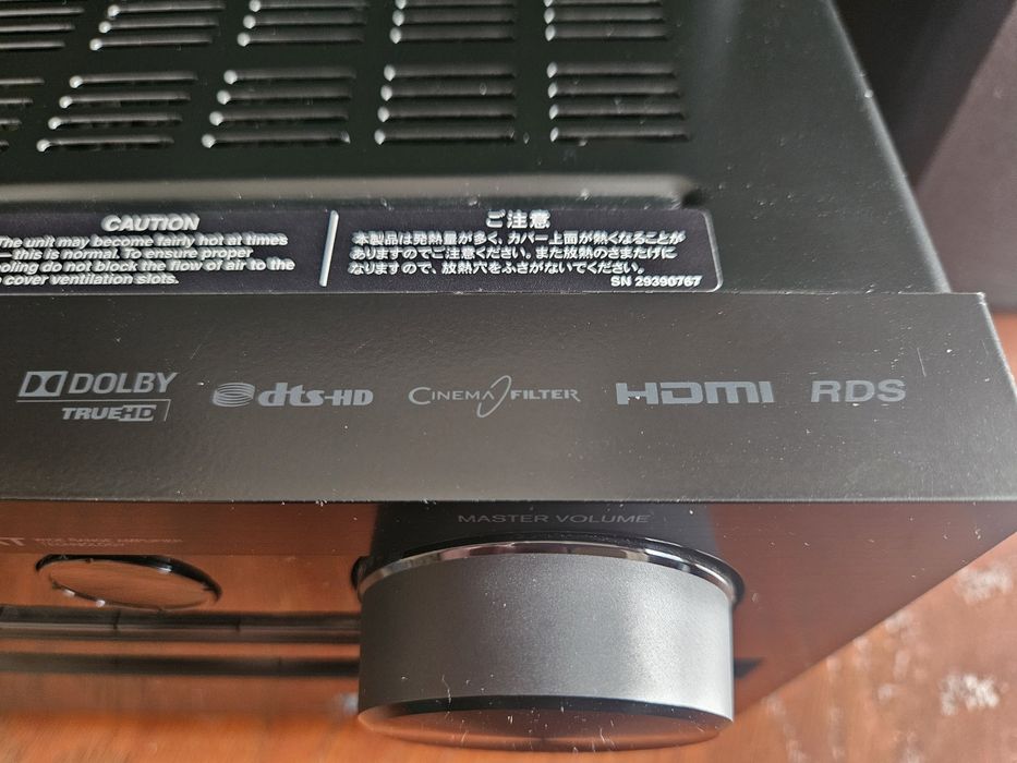 Kino domowe amplituner ONKYO głośniki M-audio 520 W