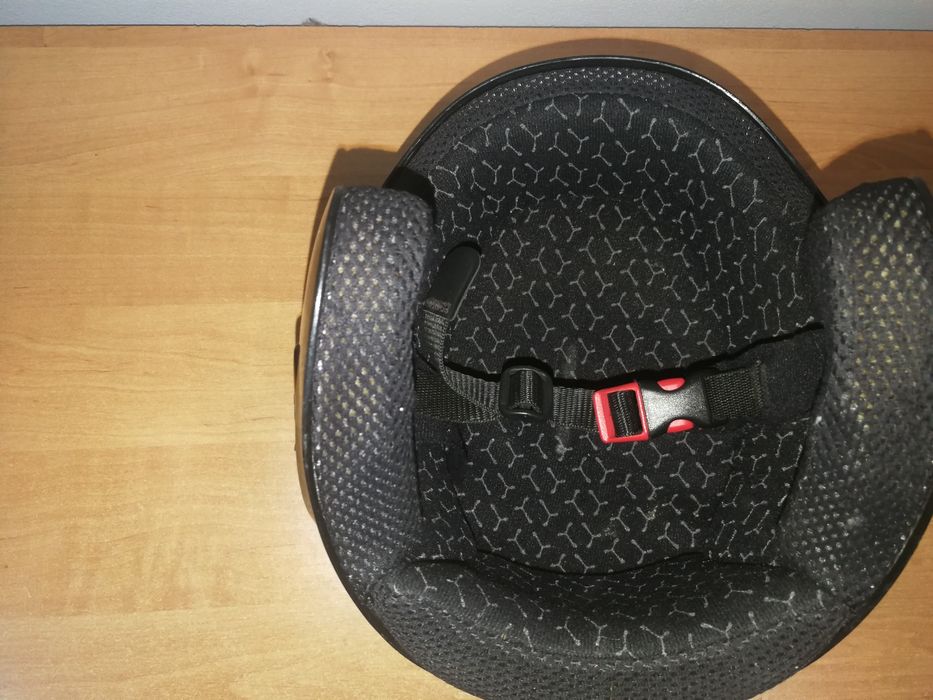 Kask narciarski dziecięcy