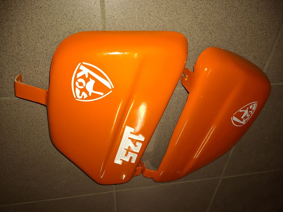Nowe boczki oslony wsk 125 kos rama