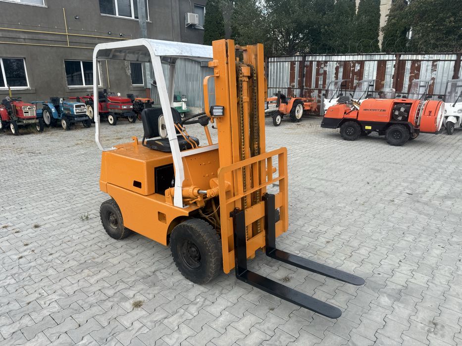 Японський навантажувач Toyota FG14