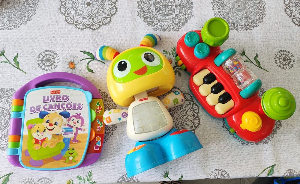Lote de brinquedos educativos 1-3 anos (fisher price, janot)