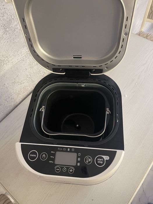 Продам хлебопечку Tefal