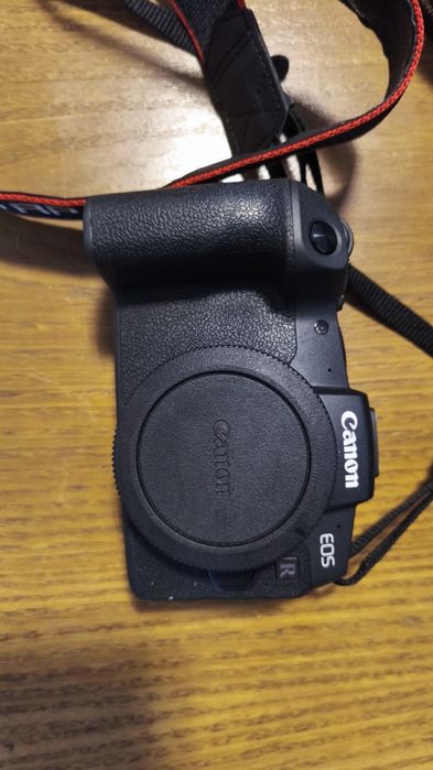 Camera Mirrorless fullframe Canon EOS RP + RF16mm + RF 24-105 + RF 50mm  + Iluminação, speedlight, baterias. Kit Completo