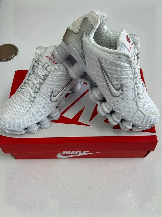 Buty sportowe Nike Shox TL White R.45