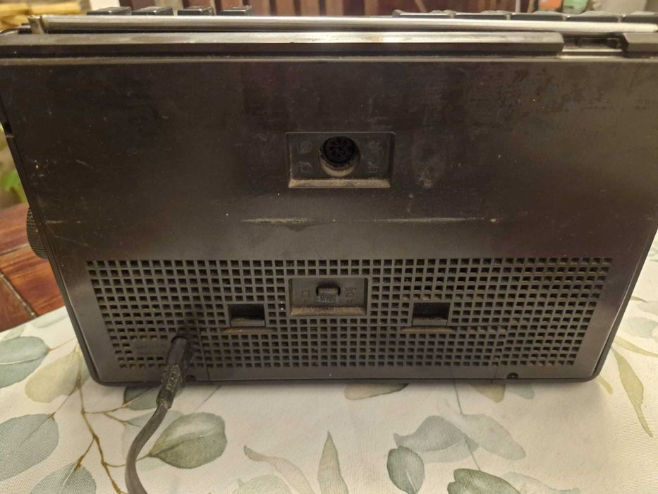 Sprzedam radio z magnetofonem, Unitra zrk RM121. stan bardzo dobry.