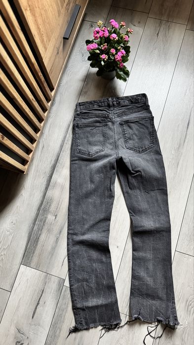Spodnie ZARA 34 damskie jeansy czarne bawełna