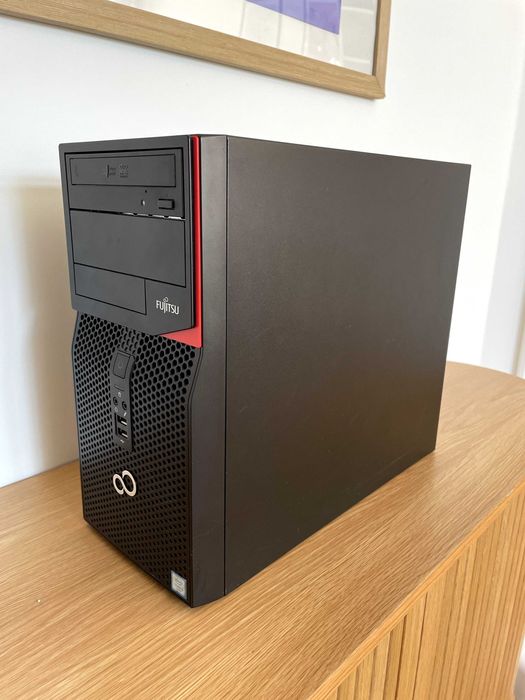 Komputer PC Fujitsu Esprimo P556 i5 6 gen / 8gb RAM / 256 GB SSD WIN10