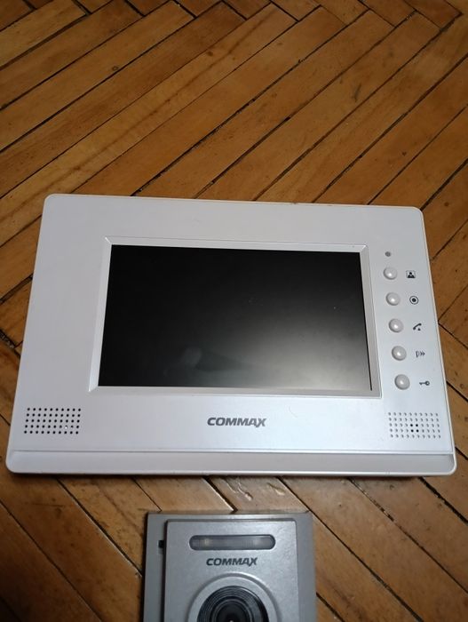 Видеодомофон Commax CDV-70A с видеопанелью DRC-40K