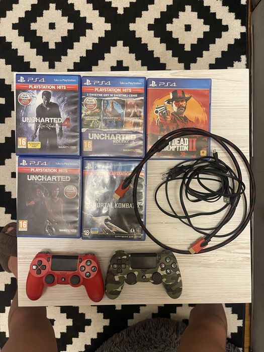 Playstation 4 slim 1 TB