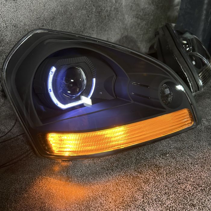Hyundai Tucson 1, 2004-2010 Фари BI-LED