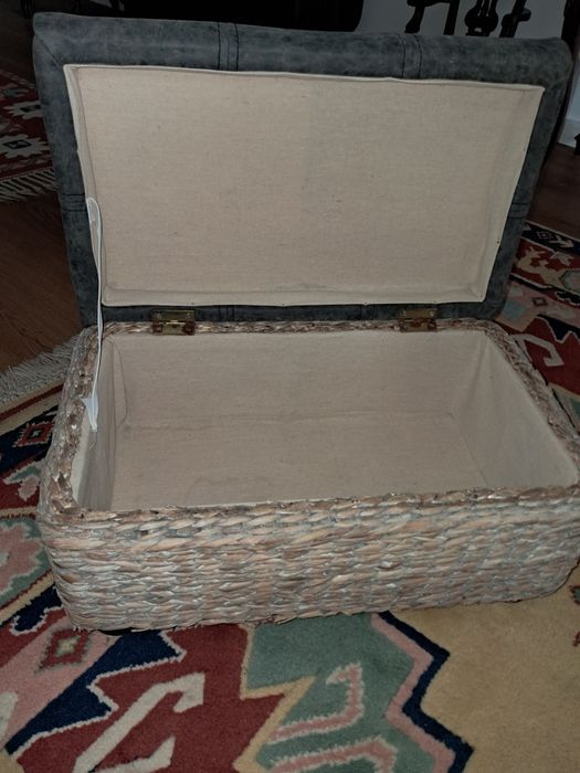 Bau em vime cinza azul