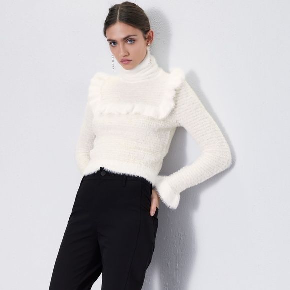Мохнатий светрик Zara, р. М