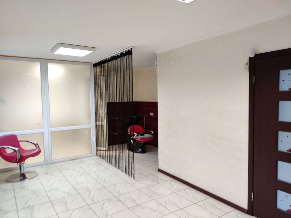 Продам нежилое помещение под бизнес от собственника