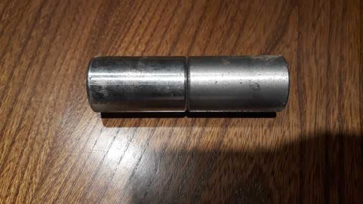 Zawias do bramy lub drzwi