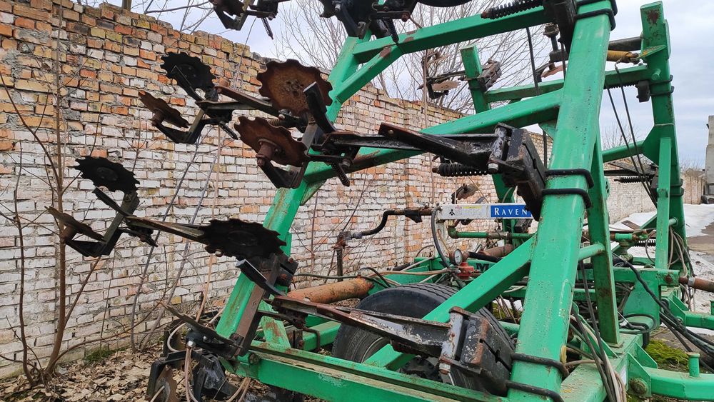 Агрегат для внесеня безводного аміаку Нітромайстер 9-45