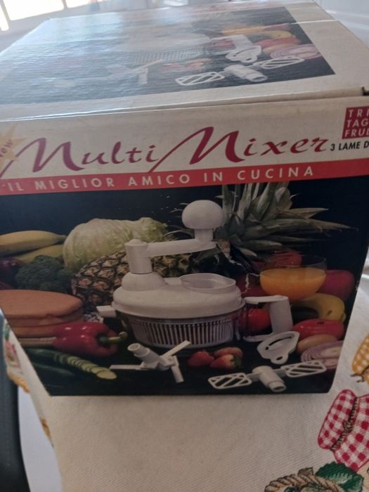 Máquina  de cortar legumes e fruta