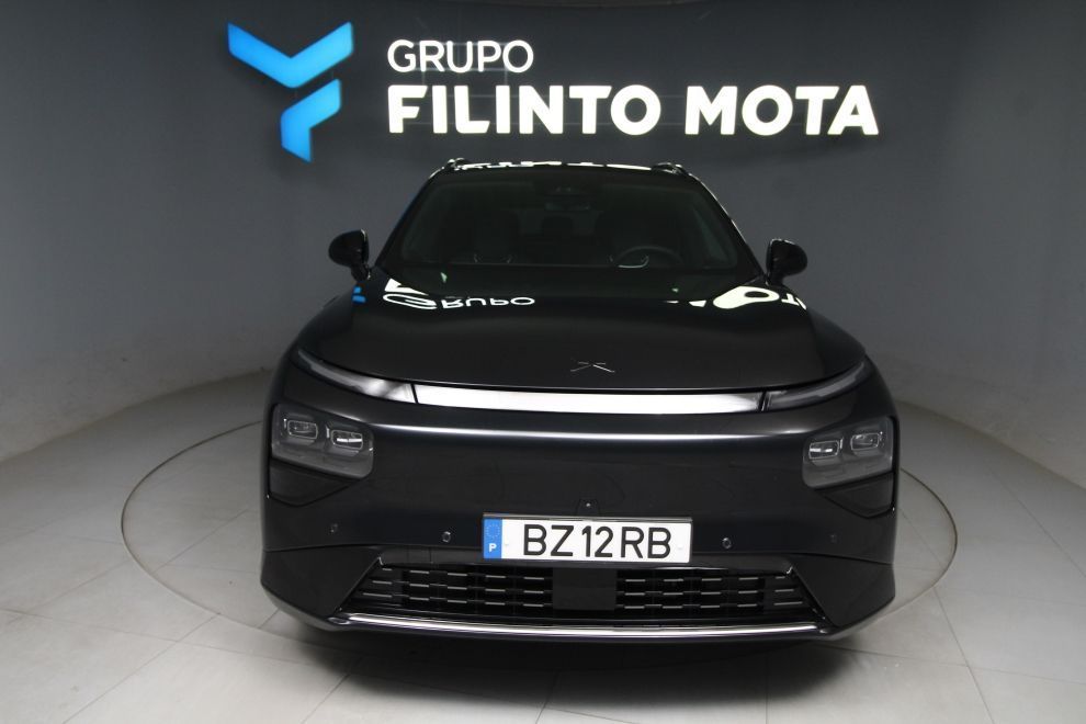 Xpeng G9 93.1 kWh AWD Performance
